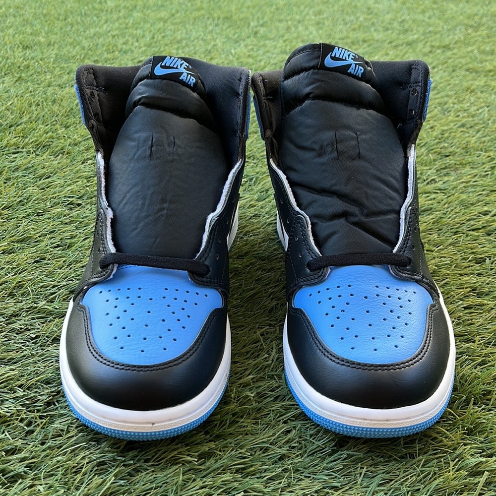 Air Jordan 1 Retro High OG - Picture 2 of 6